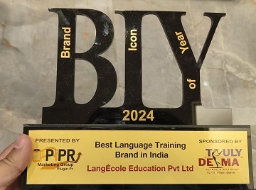 Brand Icon Award Winning Language Institute
